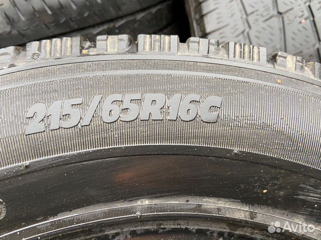 Michelin Agilis 215/65 R16C 109R