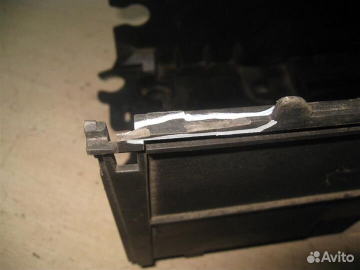 Площадка под акб Mazda 3 (BL) 2010