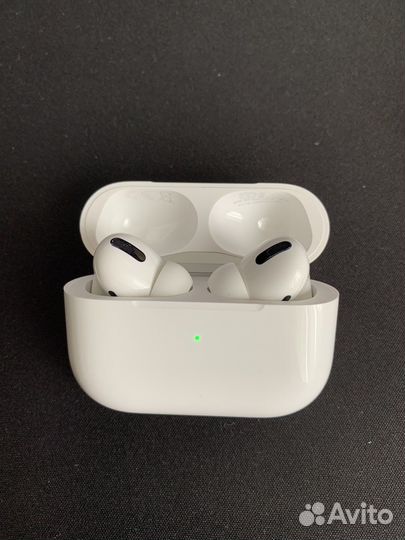 Оригинал Airpods Pro with Magsafe Charging Case