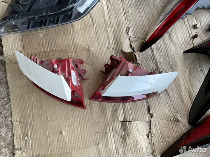 Задний фонарь Киа Стингер