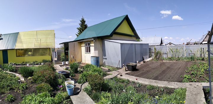 Дом 35 м² на участке 10,8 сот.