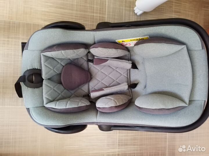 Переноска для детей в машину