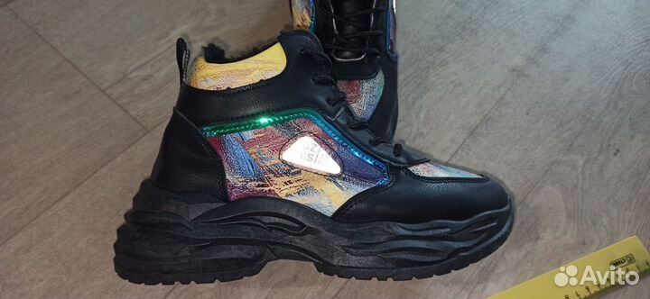 Зимние кроссовки