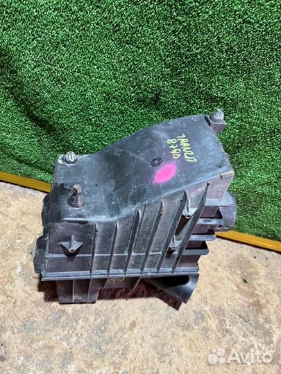 Корпус воздушного фильтра Ford Transit 2.2 2007