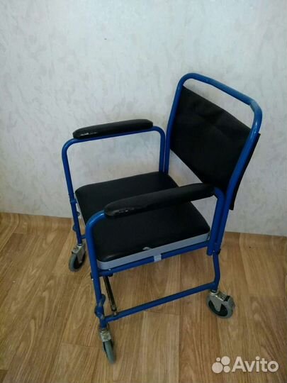 Кресло-каталка для инвалидов
