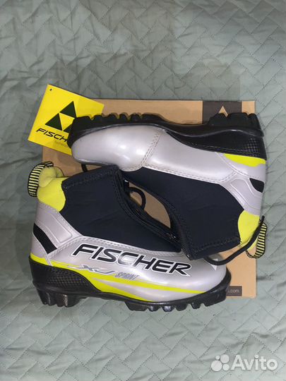 Лыжные ботинки детские Fisher