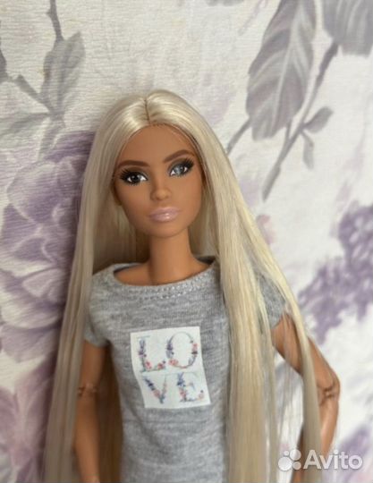 Кукла барби barbie looks Лина