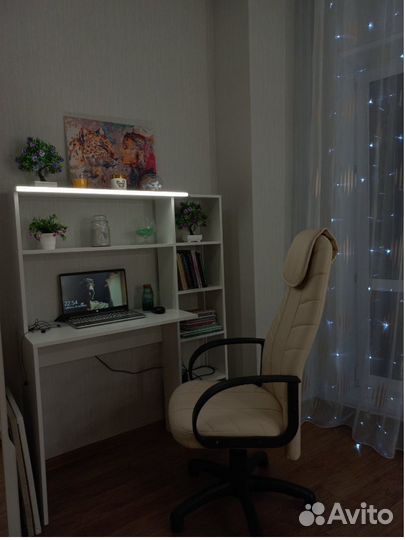 Компьютерный стол-стеллаж ST04