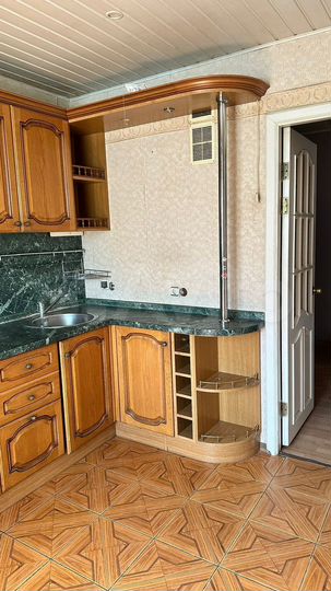 2-к. квартира, 56 м², 4/5 эт.