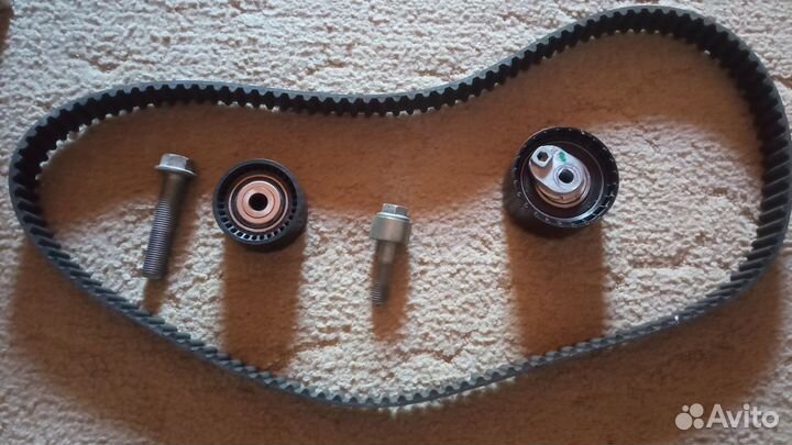 Комплект грм Рено Дастер 130C11551R