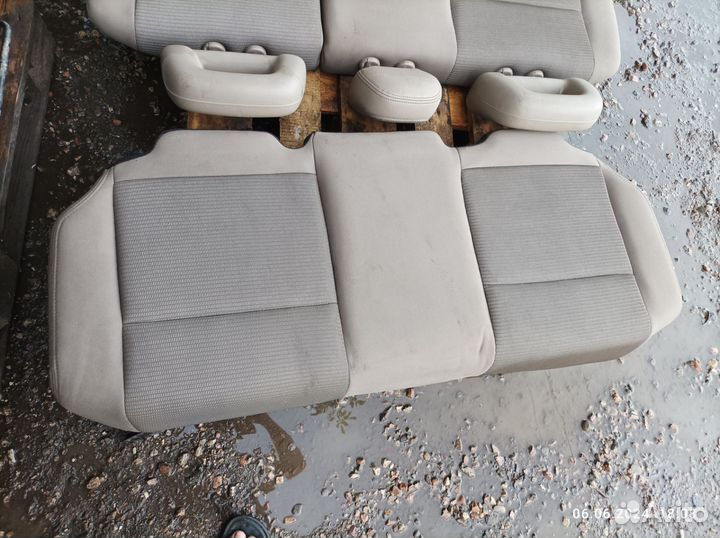 Сиденья комплект Dodge Caliber