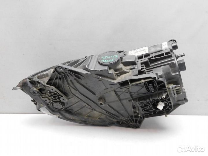 Фара правая Porsche Macan