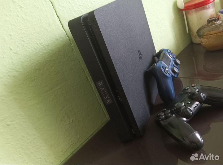Sony PS4 slim 1tb