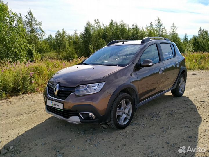 Renault Sandero Stepway 1.6 AT, 2020, 5 400 км