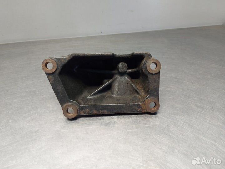 Кронштейн опоры кпп Hyundai Santa Fe 3 DM D4HB