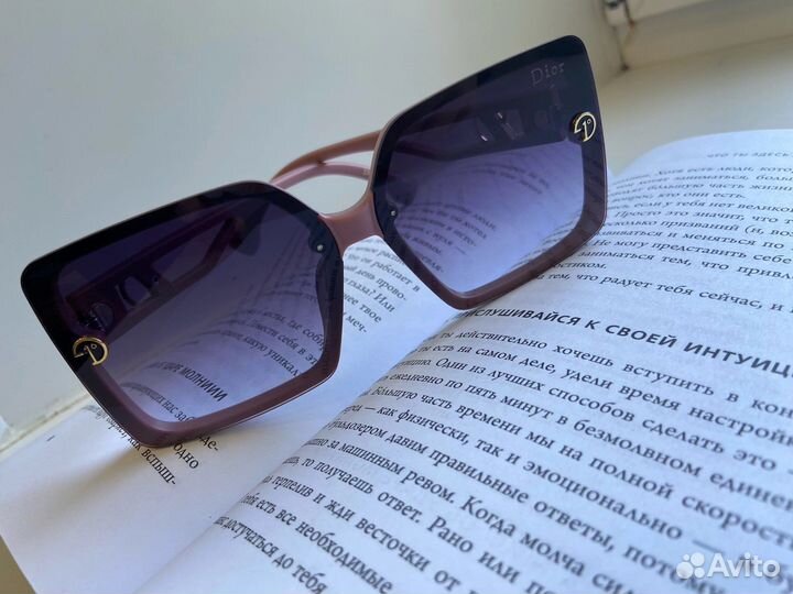 Солнцезащитные очки женские dior