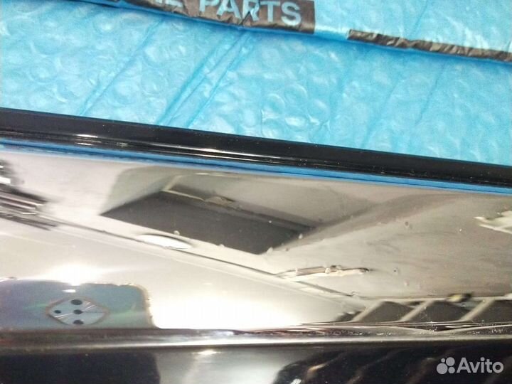 Молдинг Ленд Крузер 200 передний правый черный