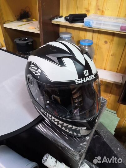 Мотошлем shark