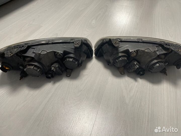 Фары на hyundai Elantra xd