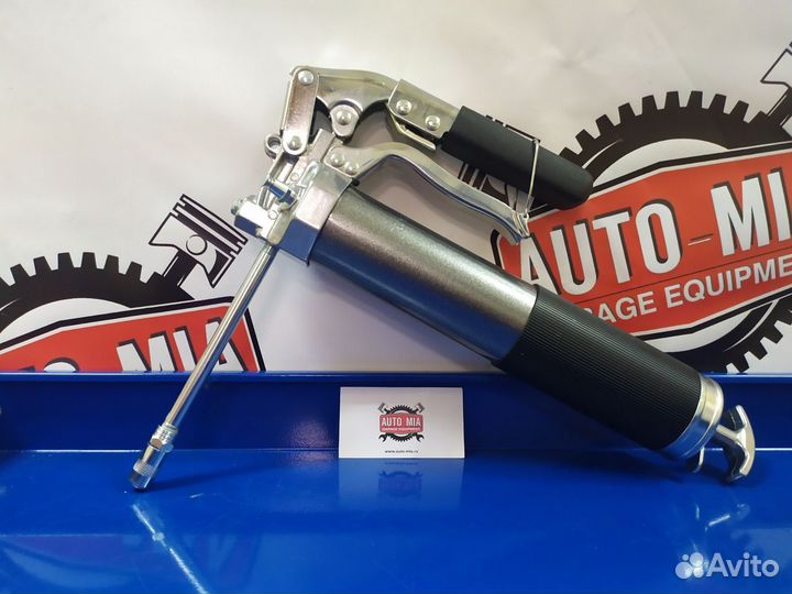 Шприц плунжерный для густой смазки