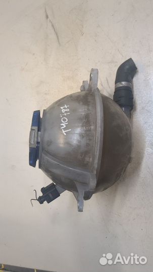 Бачок расширительный Audi Q5, 2017