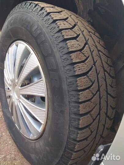 Bridgestone Ice Cruiser 7000