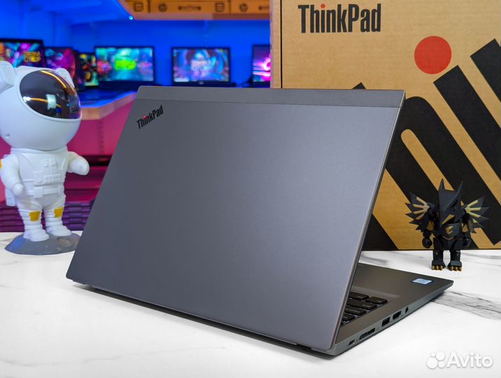 Lenovo ThinkPad T490s i7-8665U Сенсорный с FaceID