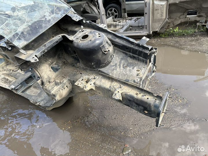 Лонжерон передний левый Ford Focus 2