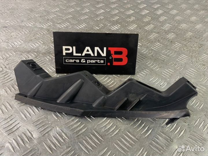 Крепление фары левое Volkswagen Passat B6