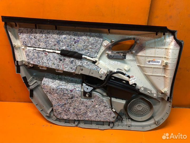 Обшивка двери передняя правая Acura Rdx TB1 2.3