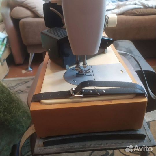 Швейная машина