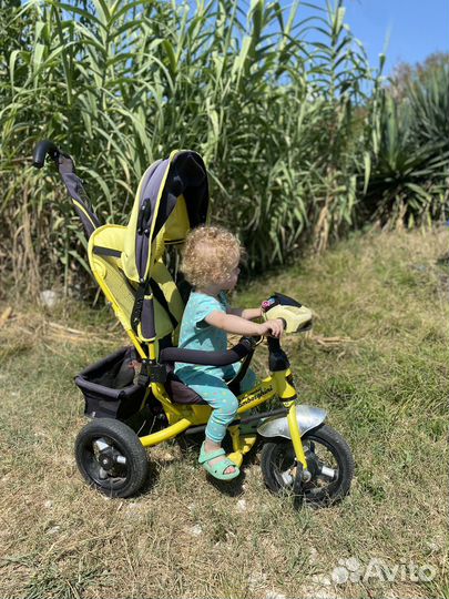 Детский велосипед с ручкой