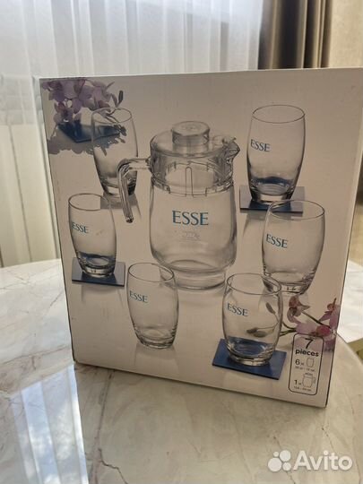 Графин и стаканы