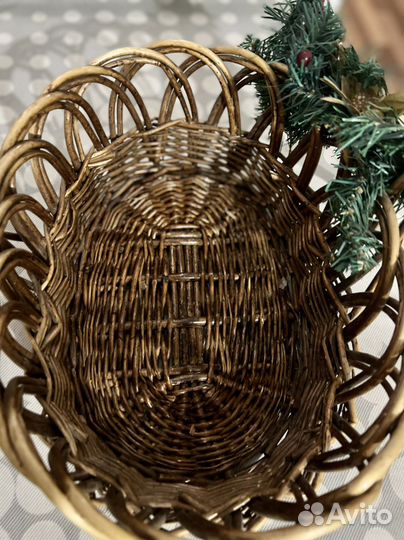 Корзина плетеная