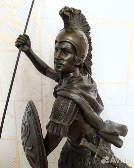 Статуи. Бронза. Европа