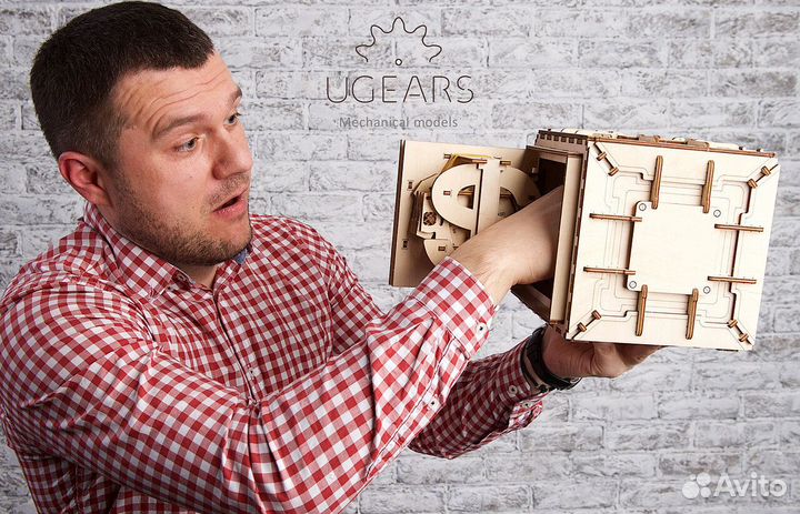 Деревянный конструктор ugears «Сейф»