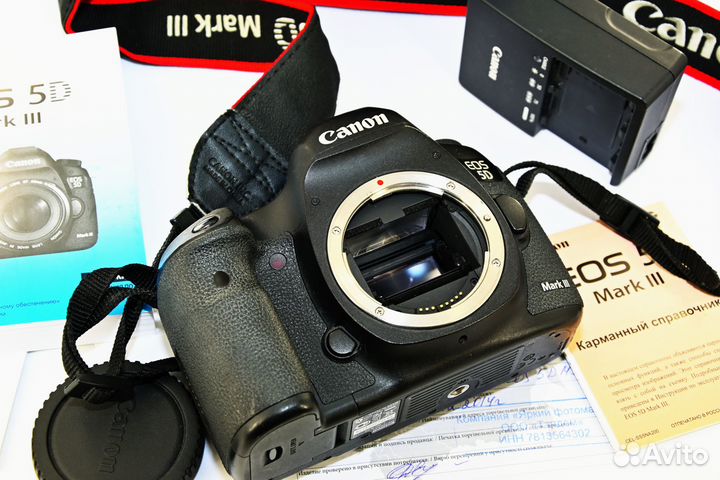 Canon EOS 5D Mark III 22.1MP Full Frame body