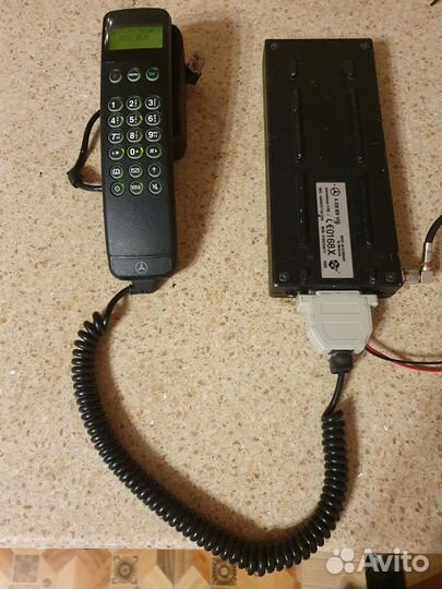 Автомобильный Motorola International 2700 Mercedes