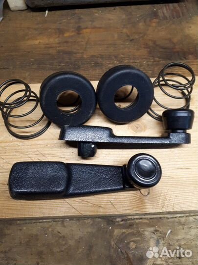 Ручки для подьема стекла на автомобиль волга 2110