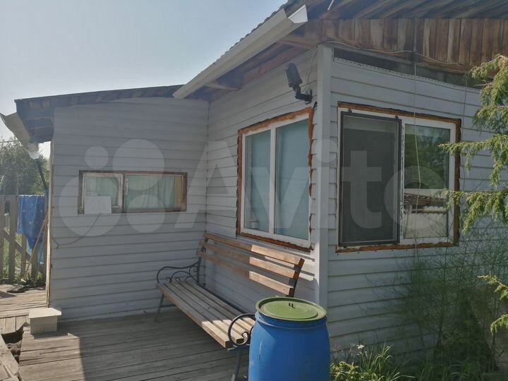 Дача 33 м² на участке 8 сот.