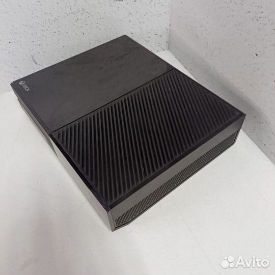 Игровая приставка Microsoft Xbox One S