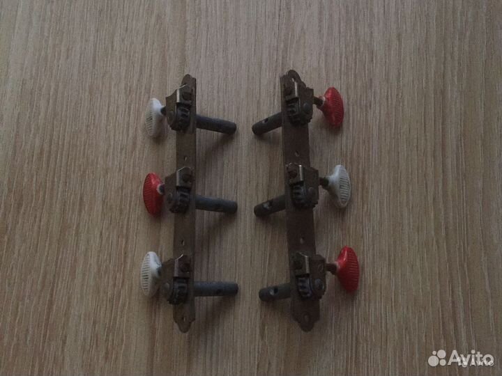 Колки и струны для гитар