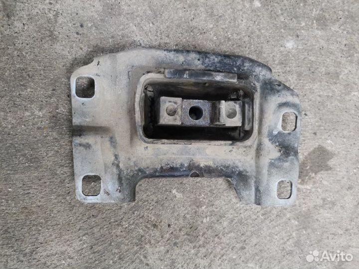 Подушка двигателя Ford Focus 2 Рестайлинг хэтчбек