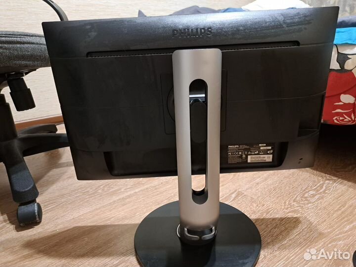 Монитор для компьютера philips,большой экран