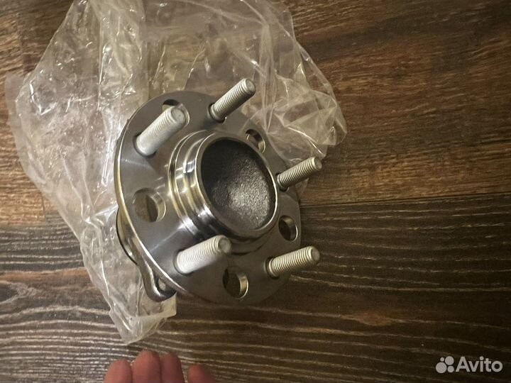 Новые ступычные подшипники на lancer X