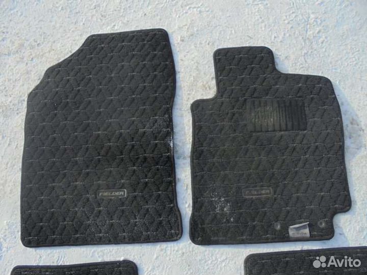 Коврики комплект Toyota Corolla Fielder NZE141