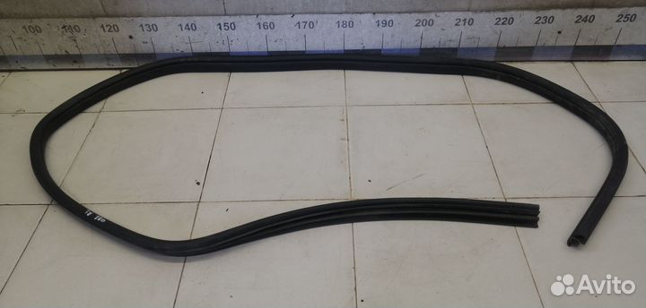 Уплотнитель (внутри) Focus II 2008-2011