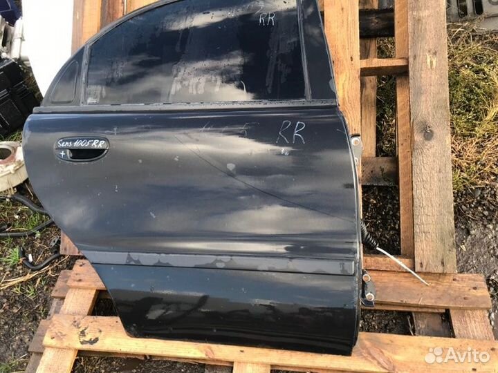 Стекло двери опускное заднее правое Zaz Sens T100