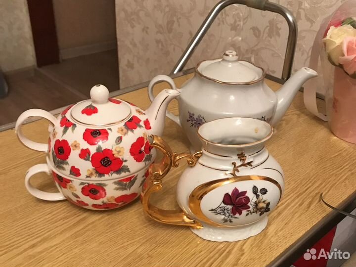 Бюветница(поильник),чайник,чайная пара