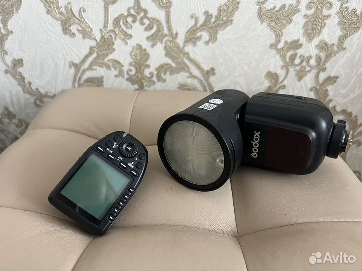 Вспышка gotox V1